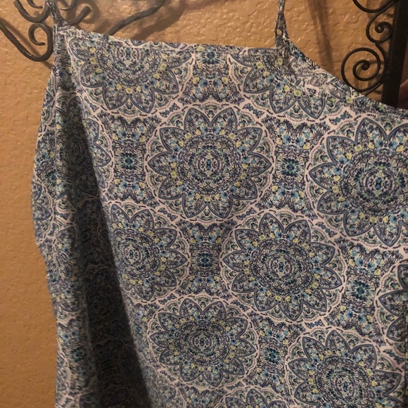 Flower-Patterned Cami - Picture 3 of 4